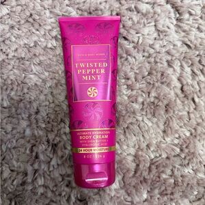 Bath & Body Works Pink Moisturizer Luxurious Body Oil
